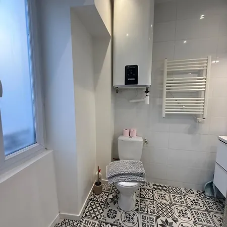 Appartement Moderne Centre Thermes A Pieds